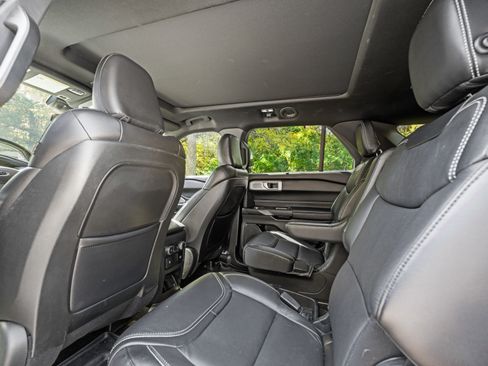 Used 2020 Ford Explorer ST w/ ST Street Pack image 26