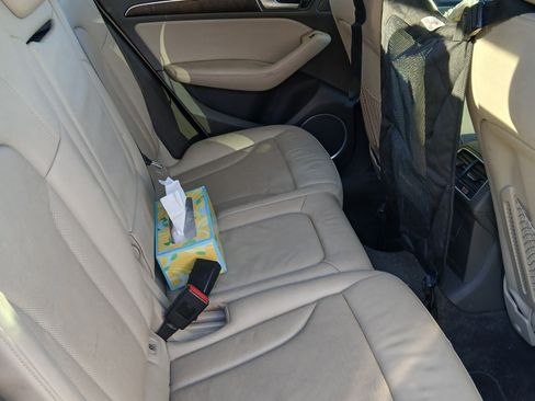 Used 2014 Audi Q5 3.0T Prestige image 4