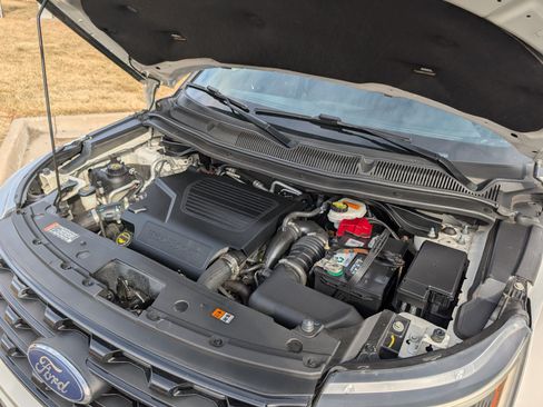 Used 2016 Ford Explorer Sport w/ Equipment Group 401A image 16