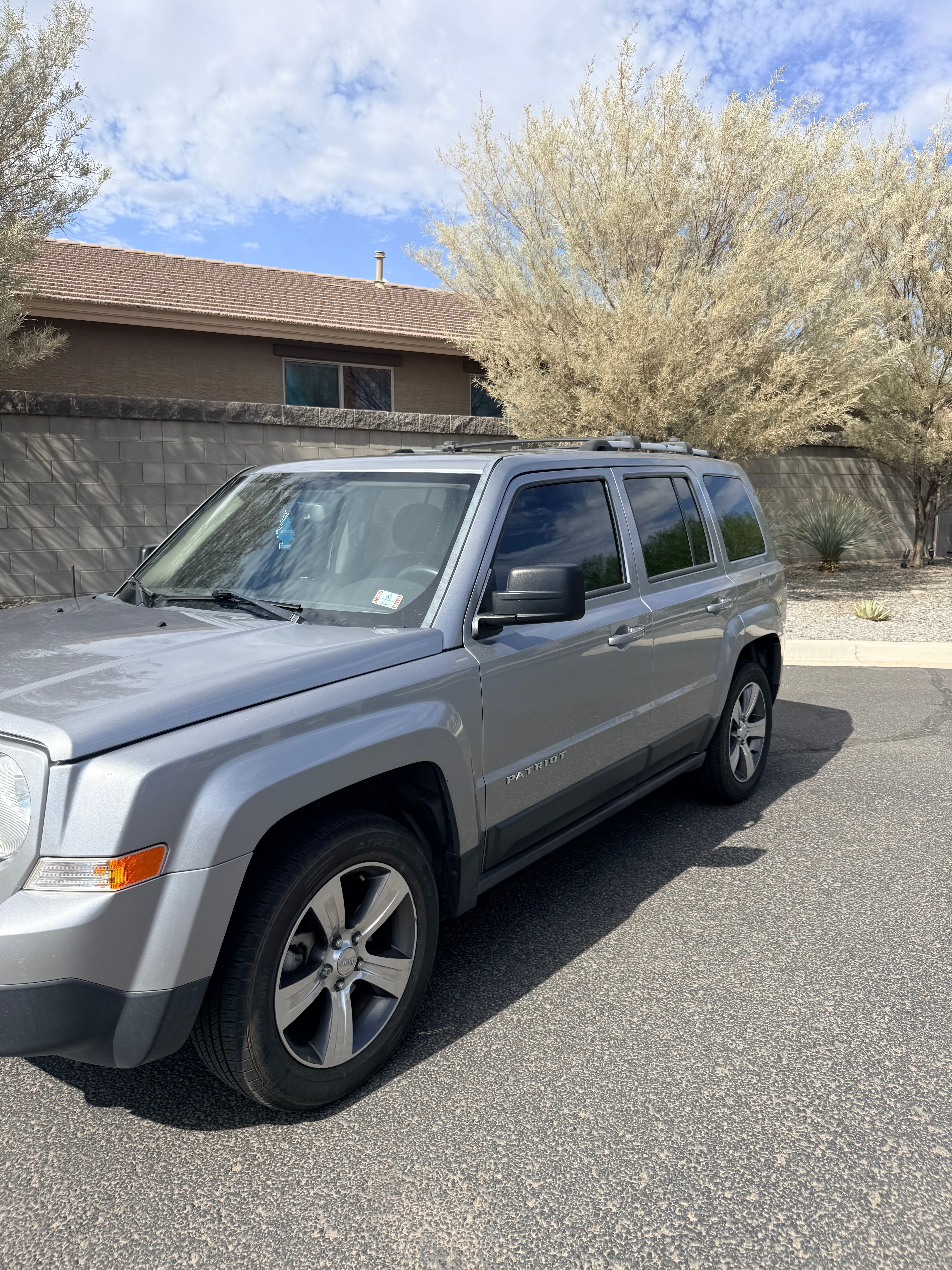 Used 2016 Jeep Patriot High Altitude FWD image 1