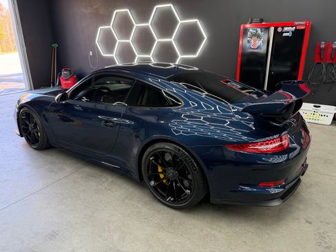 Used 2015 Porsche 911 GT3 image 6