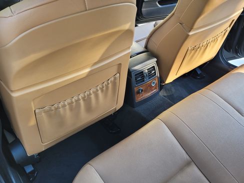 Used 2010 BMW 535i xDrive Sedan image 9