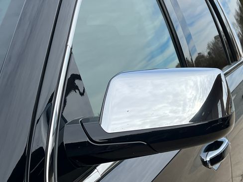 Used 2019 GMC Yukon Denali w/ Denali Ultimate Package image 6