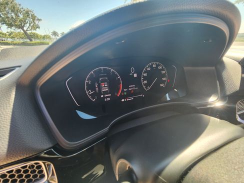 Used 2022 Honda Civic Sport image 4