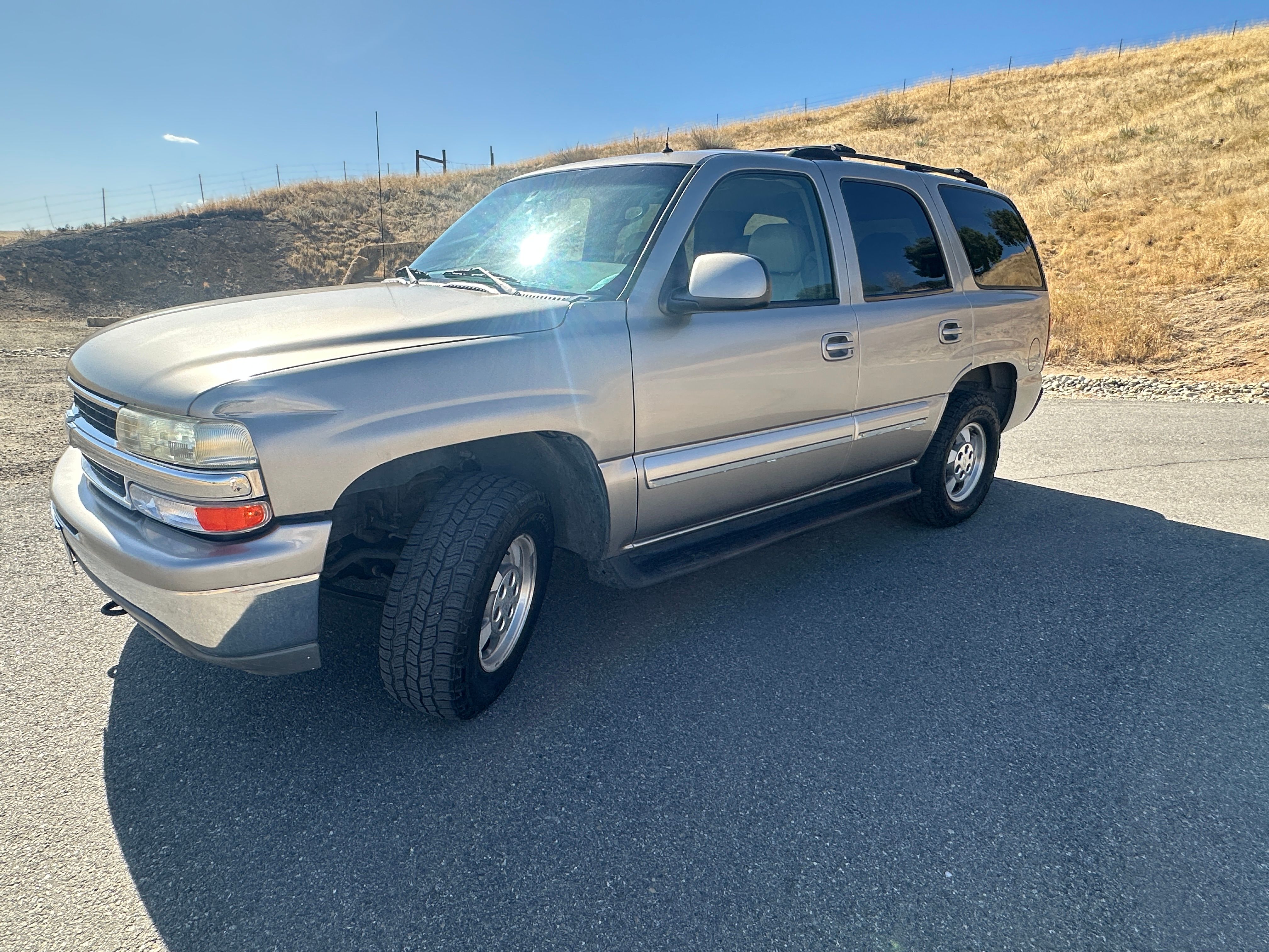 Used 2002 Chevrolet Tahoe LT AWD/4WD image 2