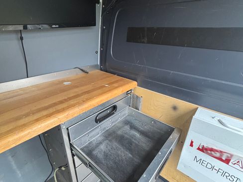 Used 2017 Mercedes-Benz Sprinter 2500 image 12