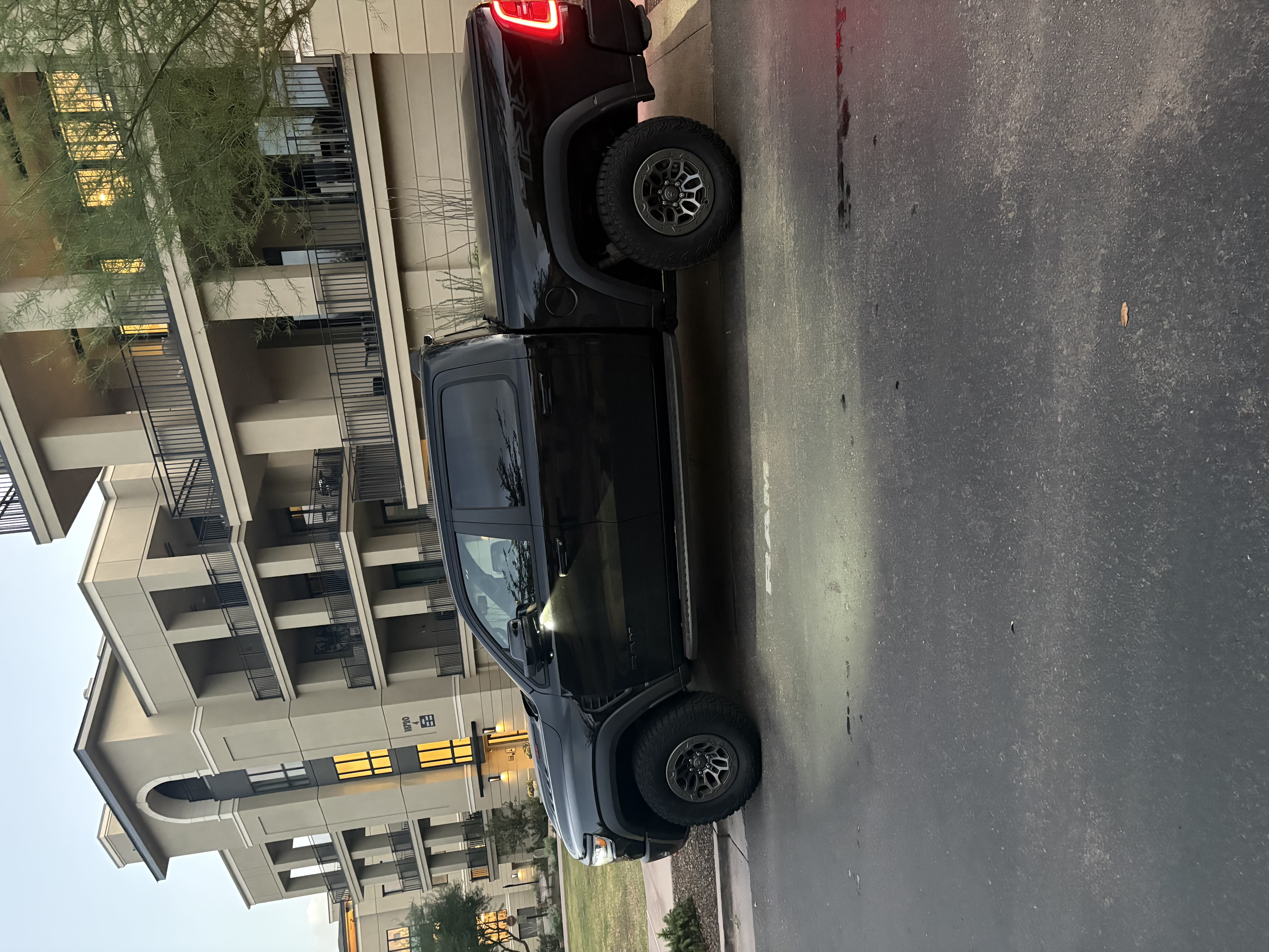 Used 2027 RAM 1500 4x4 Crew Cab image 18