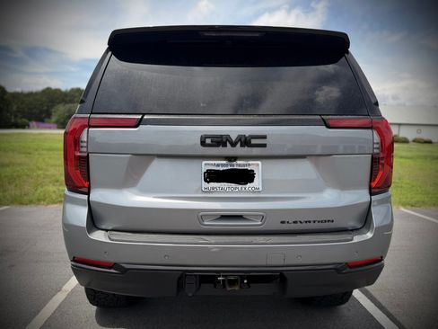 Used 2025 GMC Yukon XL Elevation w/ LPO, Floor Liner Package AWD/4WD image 6