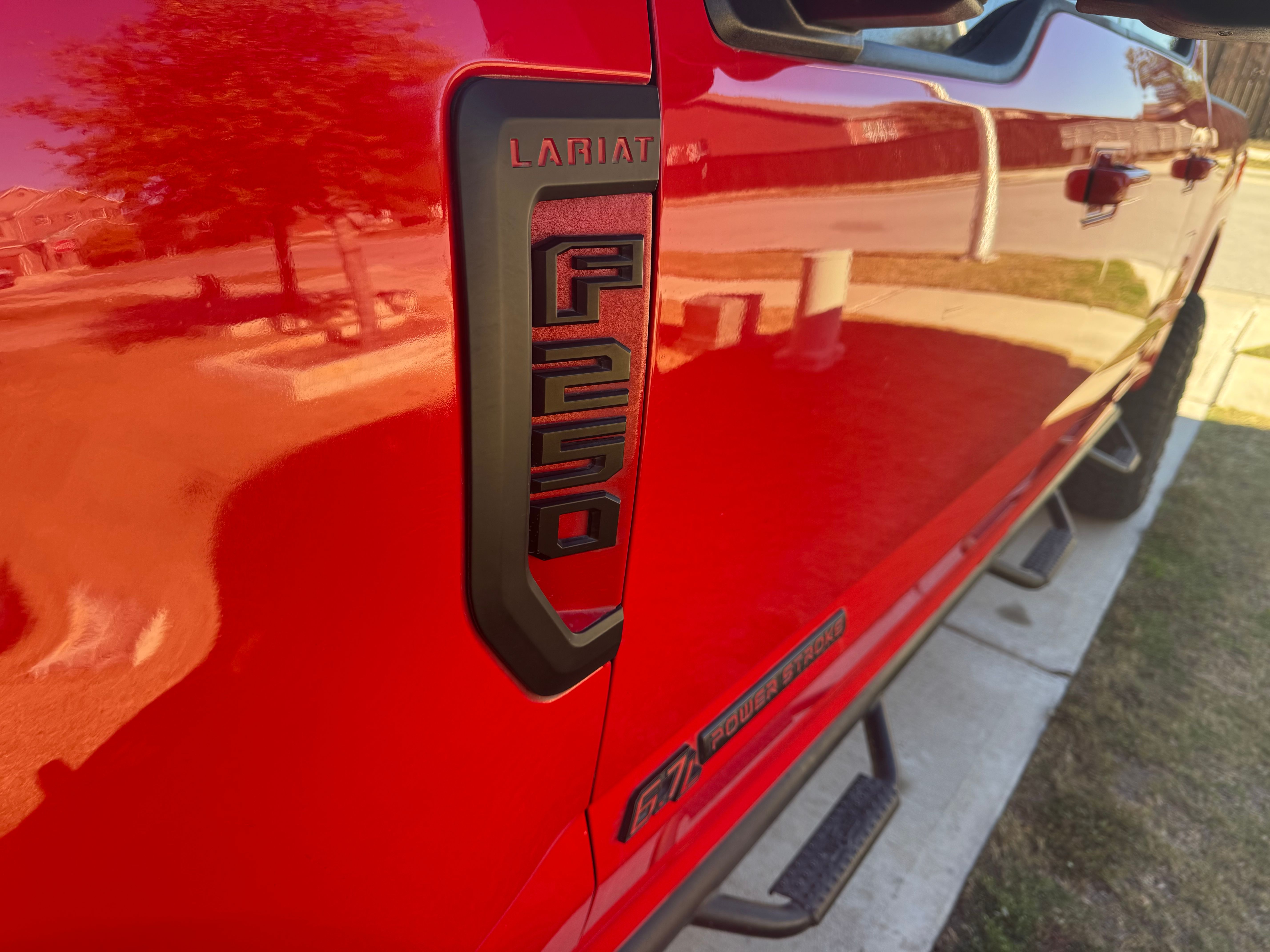 Used 2019 Ford F250 XLT w/ XLT Premium Package AWD/4WD image 10