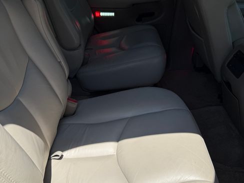 Used 2003 Chevrolet Tahoe LS RWD image 11