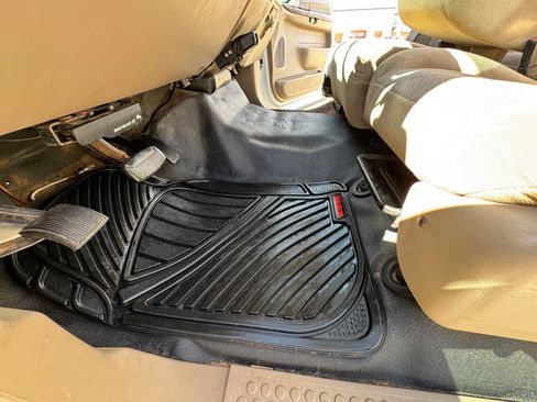 Used 2004 Ford F350 XL AWD/4WD image 13