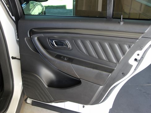 Used 2015 Ford Taurus SHO w/ Equipment Group 401A image 20