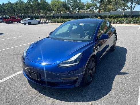 Used 2021 Tesla Model 3 Long Range AWD/4WD image 2