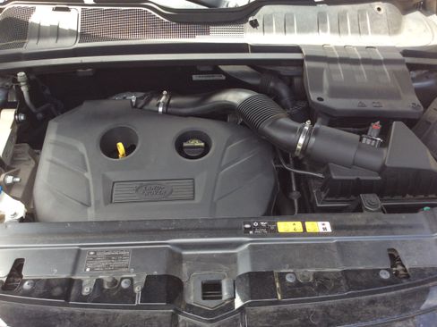 Used 2017 Land Rover Range Rover Evoque SE Premium image 15