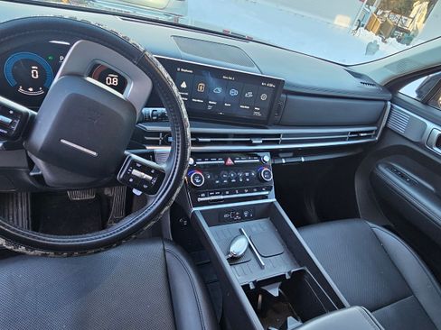 Used 2024 Hyundai Santa Fe XRT image 10