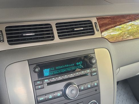 Used 2012 GMC Sierra 1500 SLT image 2