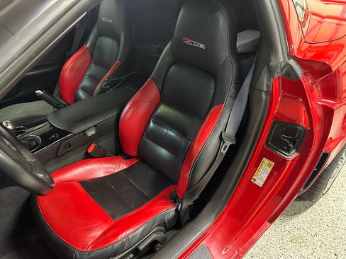 Used 2006 Chevrolet Corvette Z06 w/ Preferred Equipment Group image 13