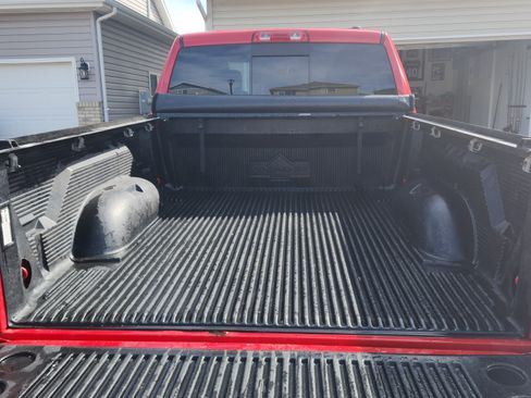Used 2012 RAM 1500 Classic SLT image 13