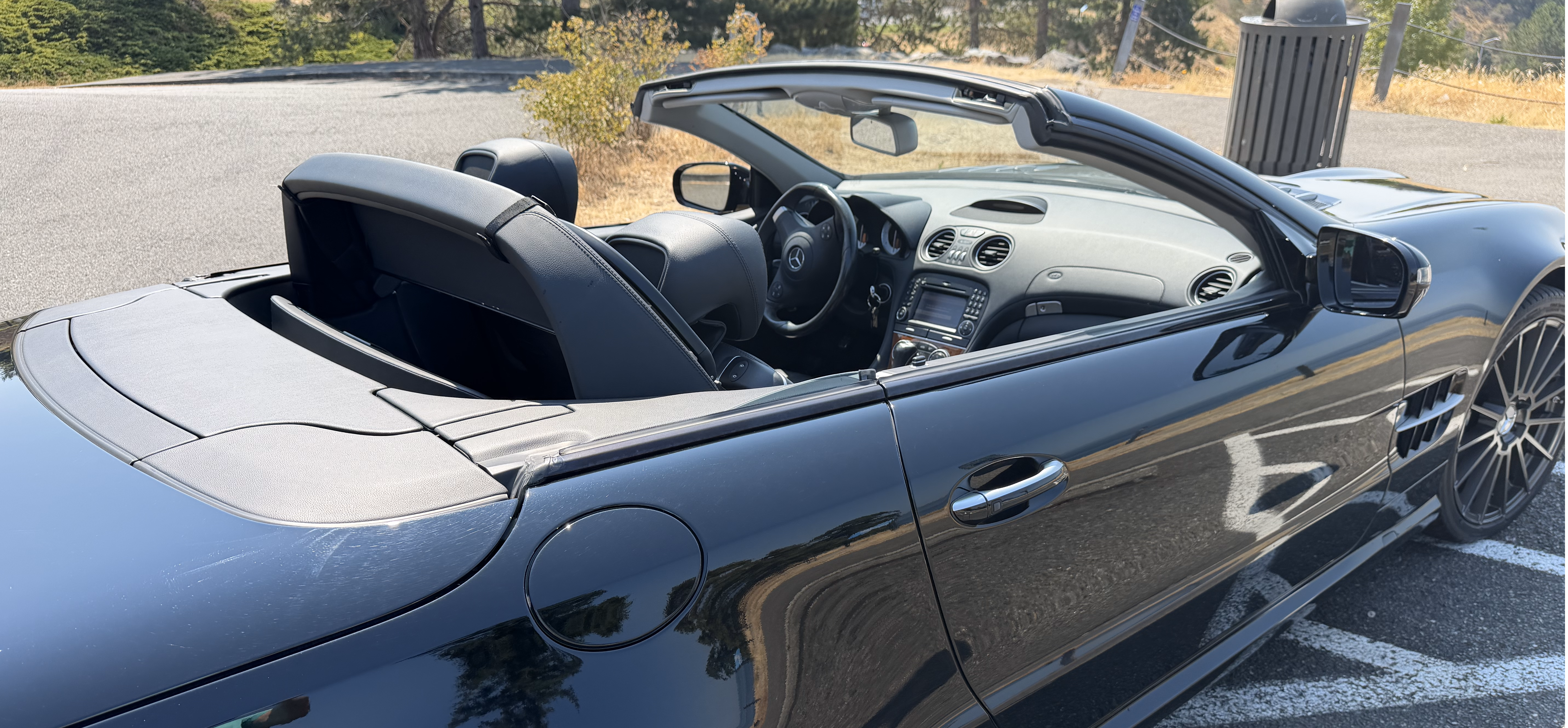 Used 2009 Mercedes-Benz SL 550 image 12