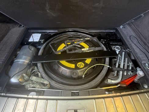 Used 2008 Porsche Cayenne Turbo image 23