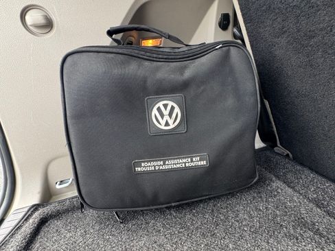 Used 2018 Volkswagen Atlas SEL w/ R-Line Package image 18