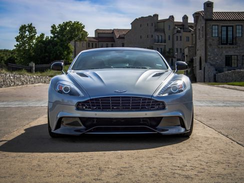 Used 2014 Aston Martin Vanquish Coupe RWD image 8