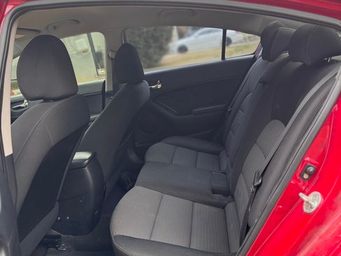 Used 2015 Kia Forte LX w/ Popular Package image 8