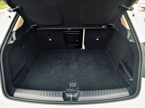 Used 2020 Mercedes-Benz GLA 250 image 25