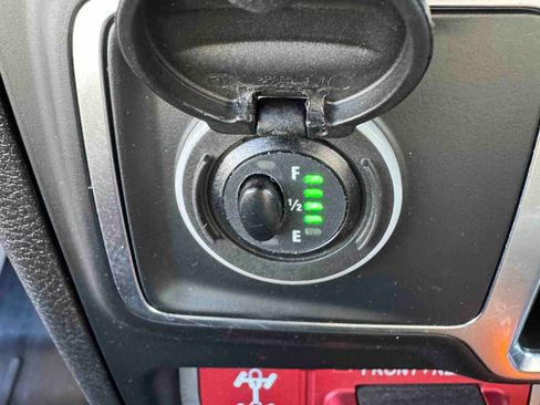 Used 2025 Jeep Wrangler Unlimited Rubicon 392 image 6