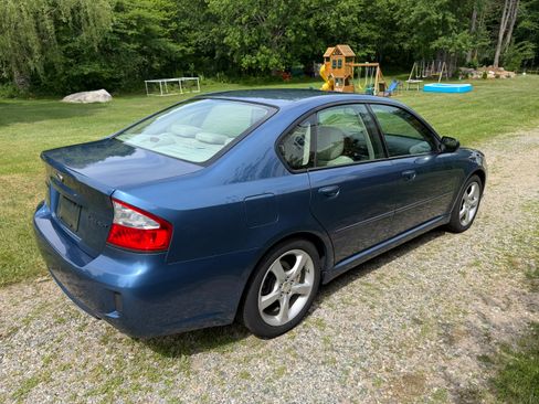 Used 2008 Subaru Legacy 2.5i Limited AWD/4WD image 9