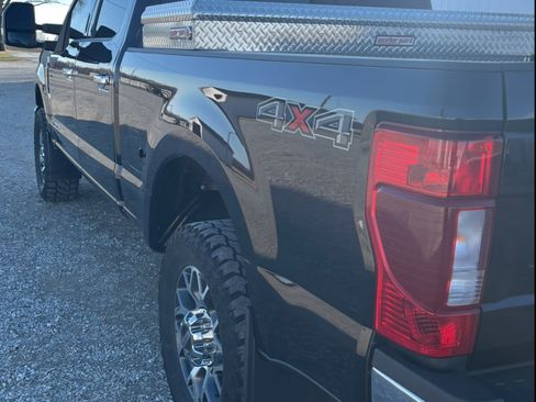 Used 2020 Ford F250 XLT w/ XLT Premium Package image 6