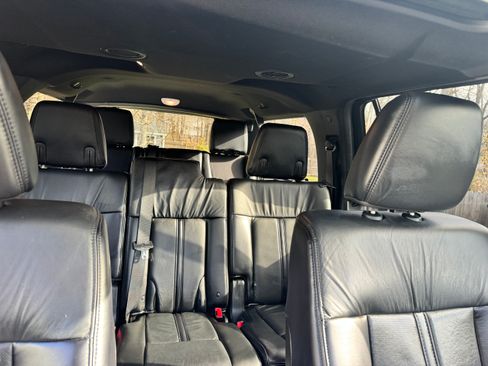 Used 2017 Lincoln Navigator L Select image 10