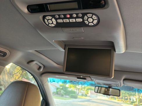 Used 2010 Honda Odyssey EX-L image 6