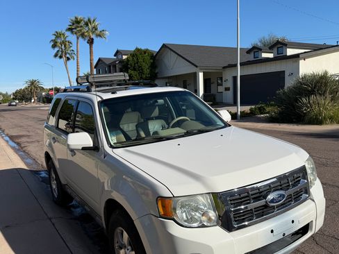 Used 2012 Ford Escape Limited image 2