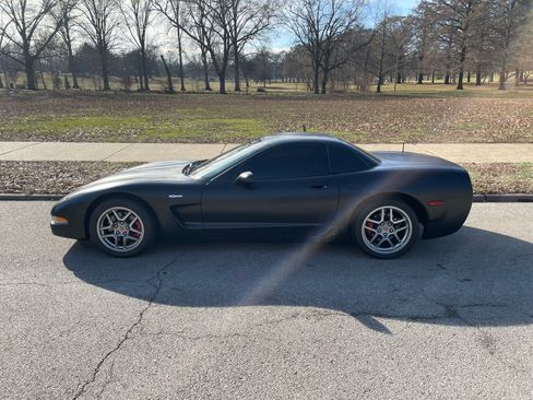 Used 2003 Chevrolet Corvette Z06 w/ Memory Package, 3 Drivers image 4