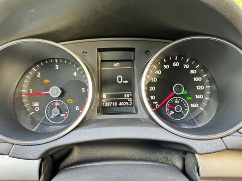 Used 2013 Volkswagen Golf TDI FWD image 14