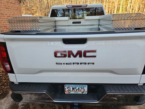 Used 2022 GMC Sierra 1500 Pro w/ Pro Value Package image 11