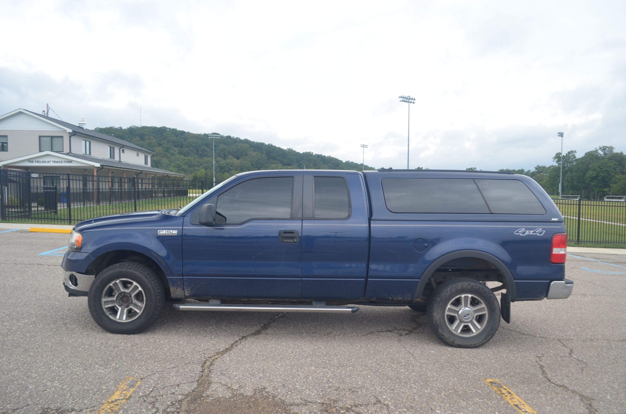 Used 2007 Ford F150 XLT AWD/4WD image 4