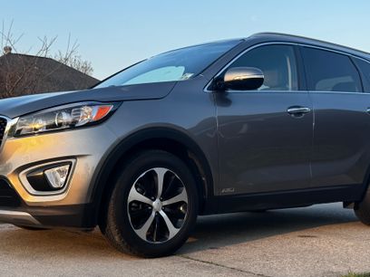 Used 2016 Kia Sorento EX