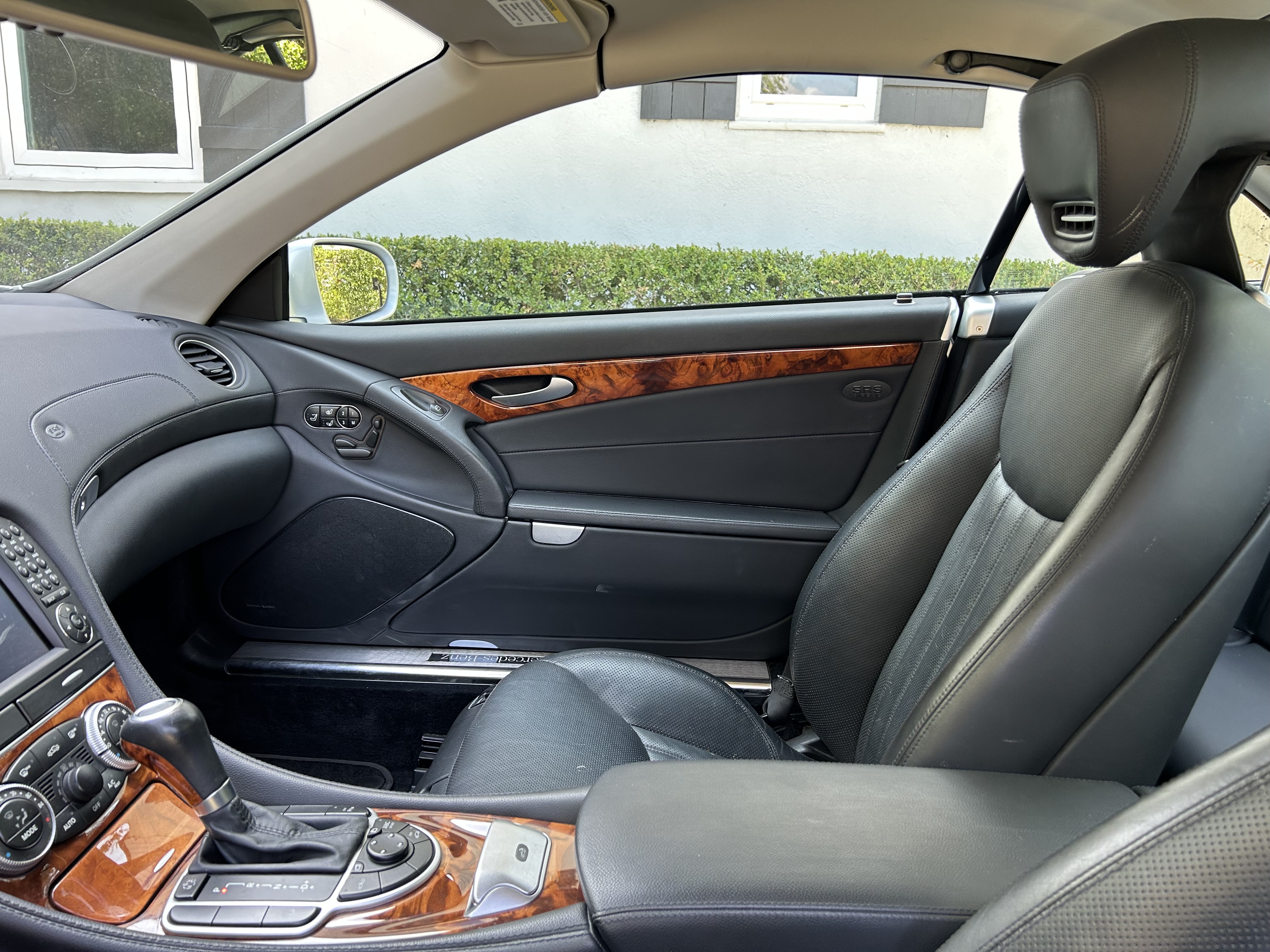 Used 2009 Mercedes-Benz SL 550 image 11