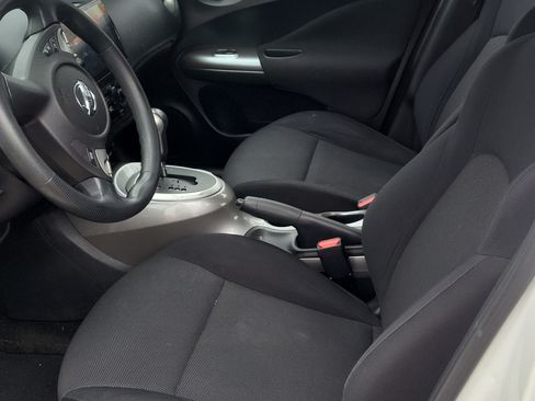 Used 2013 Nissan Juke S image 10