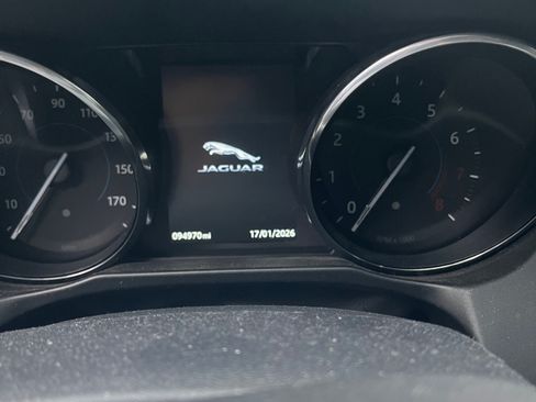 Used 2016 Jaguar XF S image 16