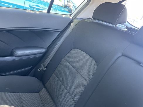 Used 2018 Kia Forte LX image 32