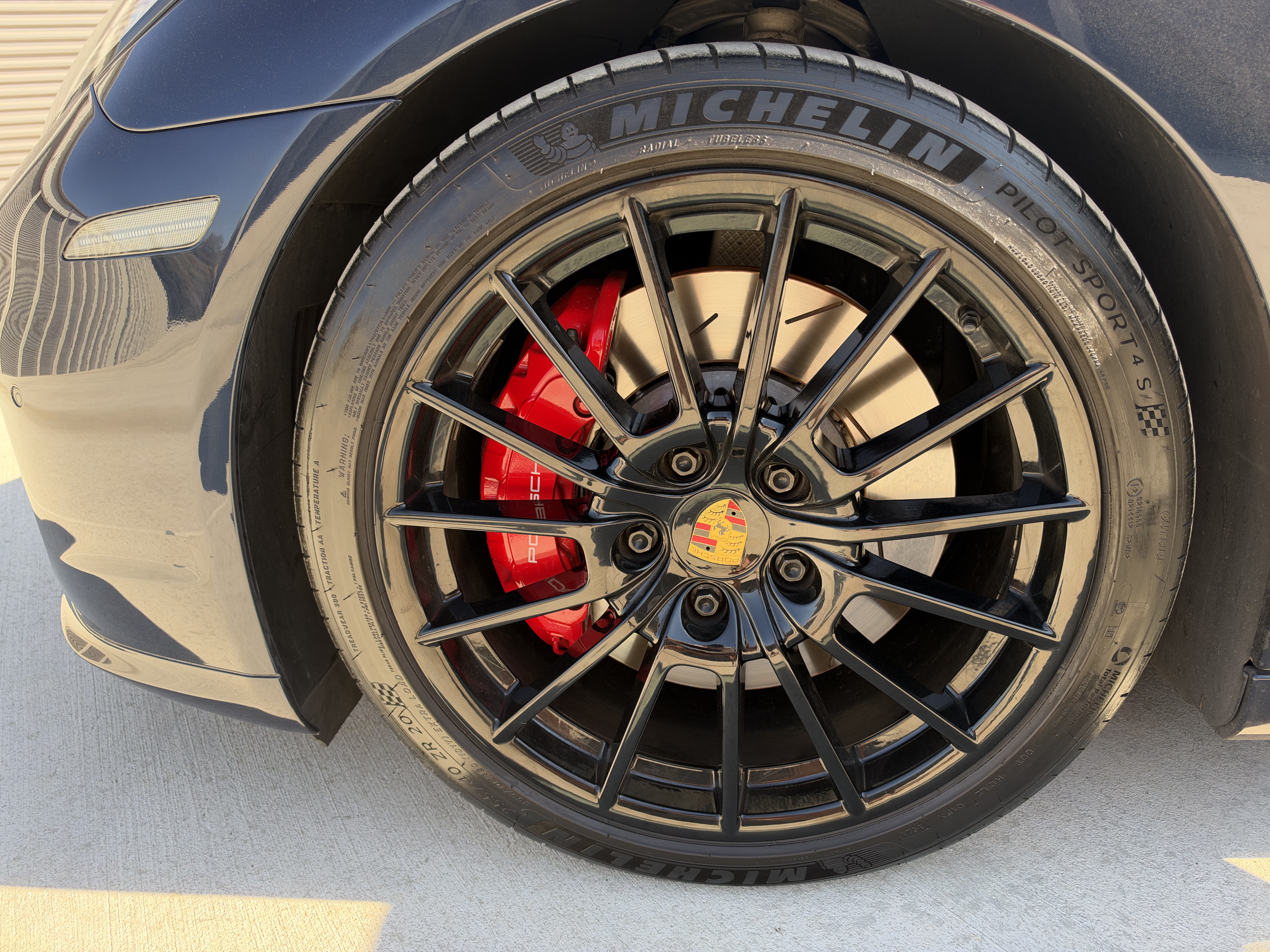 Used 2016 Porsche Panamera GTS AWD/4WD image 27