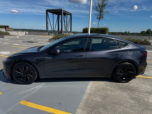 Used 2024 Tesla Model 3 Performance AWD/4WD image 6