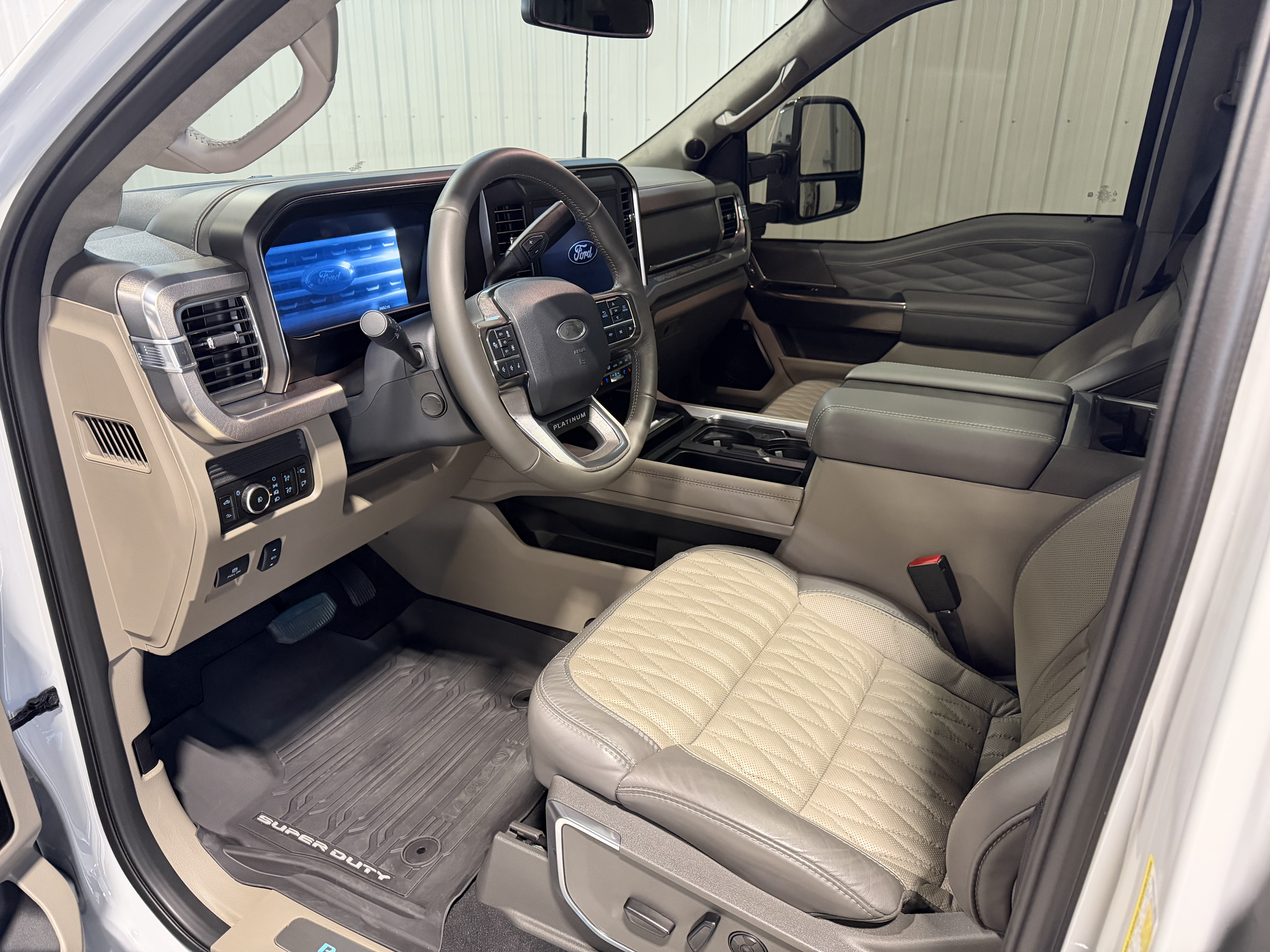 Used 2026 Ford F450 Platinum w/ Platinum Plus Package AWD/4WD image 18