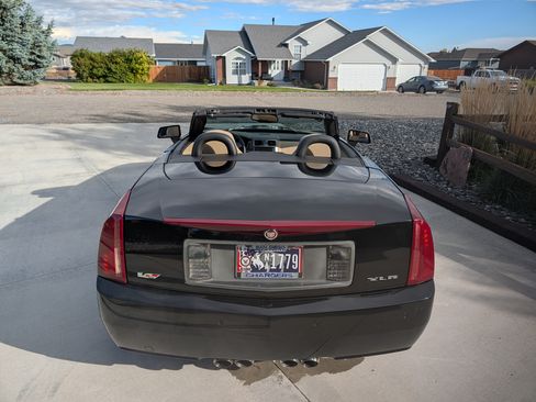 Used 2008 Cadillac XLR V image 8