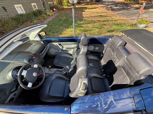 Used 2004 Volkswagen Beetle GLS image 9