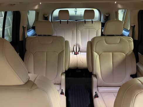 Used 2021 Jeep Grand Cherokee L Limited image 15