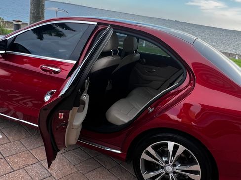 Used 2017 Mercedes-Benz C 300 Sedan w/ Parking Assist Package image 5